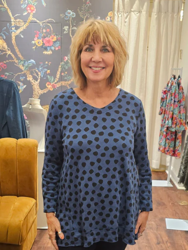 Textured Dot Pleated Black Tunic
